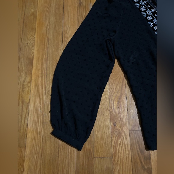 Cloth & Portrait Sheer Black Embroidered Women's Top - Picture 2 of 6